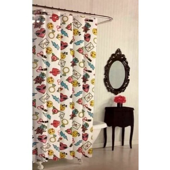 Betsey Johnson, Fabric Shower Curtain 72" x 72" | Emoji Pattern - Picture 1 of 5